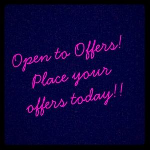 ✨✨Place your offers today!!✨✨